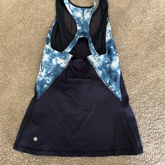 Lululemon Top - Picture 2 of 2